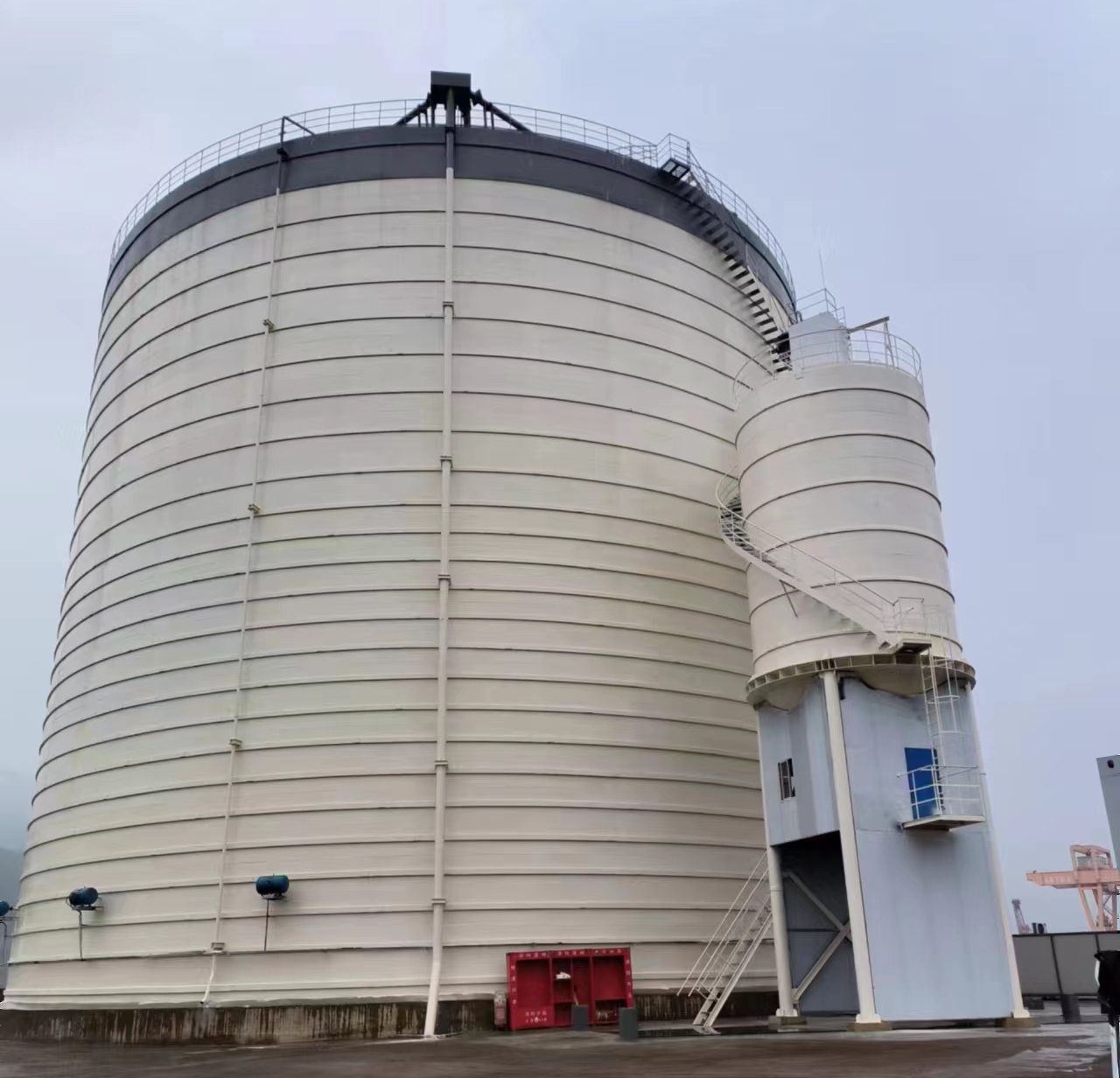 塔河10万吨水泥钢板库